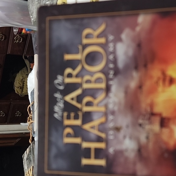 ATTACK ON  PEARL HARBOR DVD  SET. 2 - DISC. - Picture 2 of 9